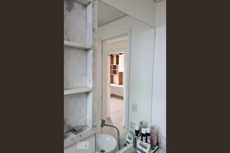 Apartamento para alugar com 69m², 2 quartos e 1 vaga Apartamento para alugar com 69m², 2 quartos e 1 vagaDetalhe Banheiro