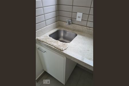 Apartamento para alugar com 69m², 2 quartos e 1 vaga Apartamento para alugar com 69m², 2 quartos e 1 vagaDetalhe Área de Serviço
