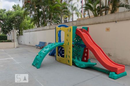 Apartamento à venda com 65m², 3 quartos e 1 vagaÁrea comum - Playground