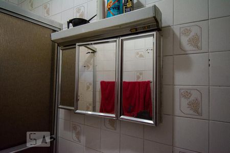 Banheiro  de casa à venda com 3 quartos, 220m² em Vila Rio de Janeiro, Guarulhos