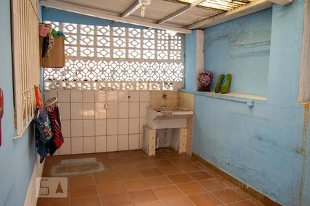 Casa à venda com 220m², 3 quartos e 1 vagaÁrea de Serviço