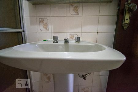 Banheiro - Torneira de casa à venda com 3 quartos, 220m² em Vila Rio de Janeiro, Guarulhos