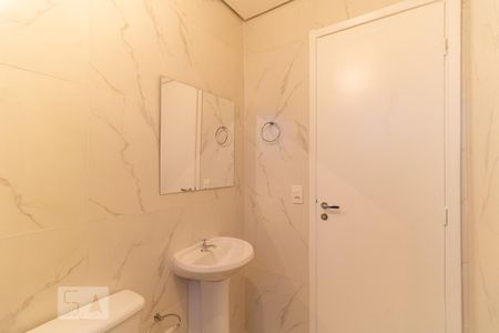 Banheiro da Suíte de apartamento para alugar com 2 quartos, 52m² em Jardim Celeste, São Paulo