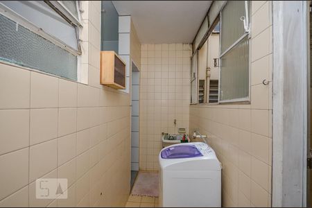 Apartamento à venda com 105m², 3 quartos e 1 vagaÁrea de Serviço