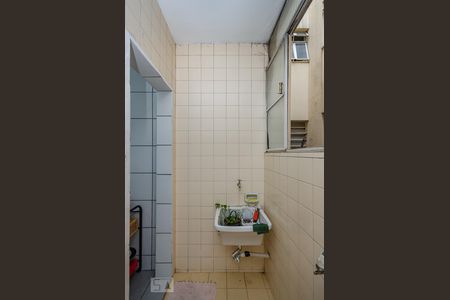 Apartamento à venda com 105m², 3 quartos e 1 vagaÁrea de Serviço