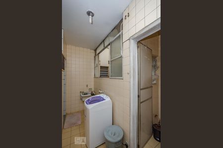 Apartamento à venda com 105m², 3 quartos e 1 vagaÁrea de Serviço