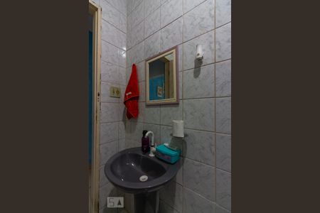 Casa à venda com 200m², 3 quartos e 1 vagaBanheiro 2