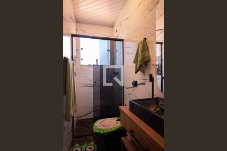 Casa à venda com 650m², 3 quartos e 8 vagasBanheiro 1