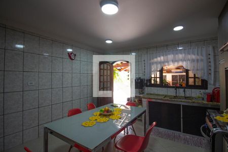 Casa à venda com 650m², 3 quartos e 8 vagasCozinha