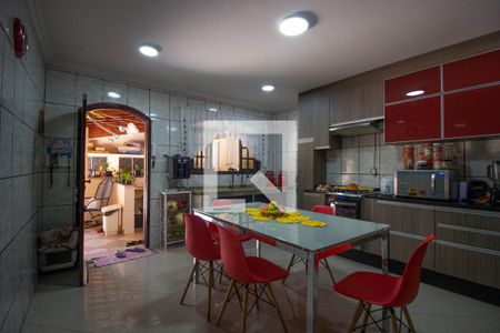 Casa à venda com 650m², 3 quartos e 8 vagasCozinha