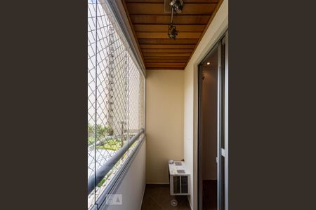 Varanda de apartamento para alugar com 3 quartos, 67m² em Continental, Osasco