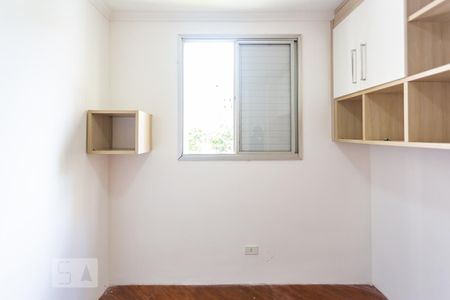 Quarto de apartamento para alugar com 3 quartos, 67m² em Continental, Osasco