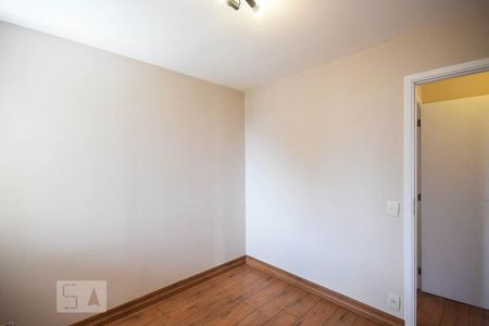 Apartamento à venda com 118m², 4 quartos e 2 vagasQuarto 2