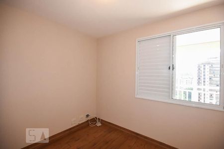 Apartamento à venda com 118m², 4 quartos e 2 vagasQuarto 2