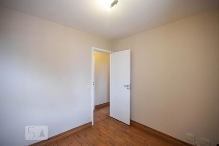 Apartamento à venda com 118m², 4 quartos e 2 vagasQuarto 2