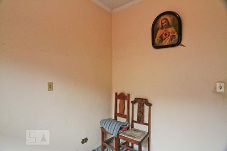 Casa à venda com 200m², 6 quartos e 2 vagas Casa à venda com 200m², 6 quartos e 2 vagasQuarto 2