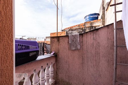 Casa à venda com 250m², 4 quartos e 2 vagas Casa à venda com 250m², 4 quartos e 2 vagasÁrea de serviço