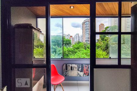Varanda de apartamento à venda com 1 quarto, 34m² em Paraíso do Morumbi, São Paulo