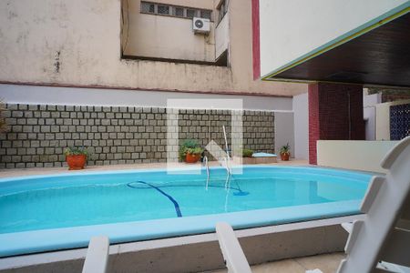 Apartamento à venda com 165m², 3 quartos e 2 vagasÁrea comum - Piscina