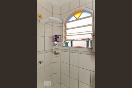 Casa à venda com 163m², 3 quartos e 2 vagasBanheiro 1