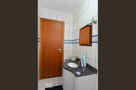 Casa à venda com 163m², 3 quartos e 2 vagasBanheiro 2