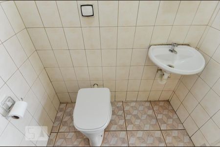 Casa à venda com 163m², 3 quartos e 2 vagasBanheiro de Serviço