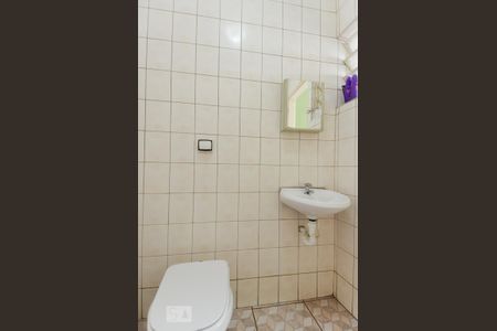 Casa à venda com 163m², 3 quartos e 2 vagasBanheiro de Serviço