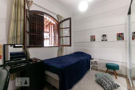 Casa à venda com 200m², 2 quartos e 2 vagasQuarto 2 - Suíte
