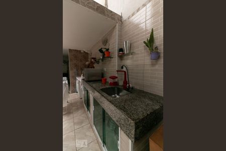 Casa à venda com 200m², 2 quartos e 2 vagasArea Externa