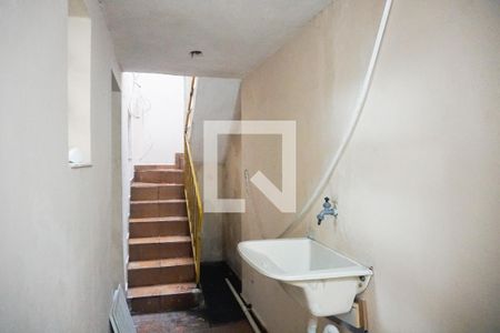 Casa à venda com 80m², 3 quartos e 2 vagasCasa 2 -  Lavanderia