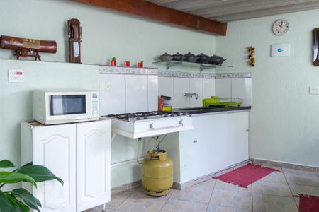 Casa à venda com 300m², 3 quartos e 3 vagas Casa à venda com 300m², 3 quartos e 3 vagasChurrasqueira