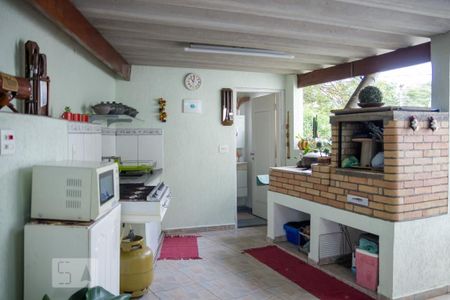 Casa à venda com 300m², 3 quartos e 3 vagas Casa à venda com 300m², 3 quartos e 3 vagasChurrasqueira