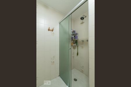 Apartamento à venda com 80m², 2 quartos e 1 vaga Apartamento à venda com 80m², 2 quartos e 1 vagaBanheiro