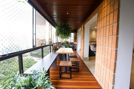 Apartamento à venda com 190m², 4 quartos e 2 vagasVaranda da Sala