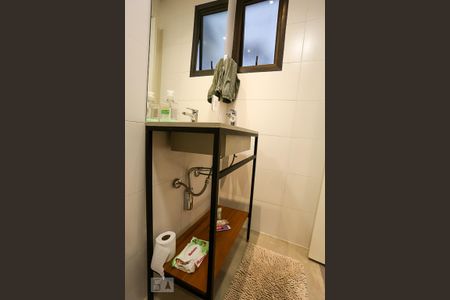 Apartamento à venda com 190m², 4 quartos e 2 vagasBanheiro da Suíte 1