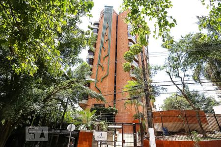 Apartamento à venda com 190m², 4 quartos e 2 vagasFachada