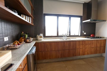 Apartamento à venda com 190m², 4 quartos e 2 vagasCozinha