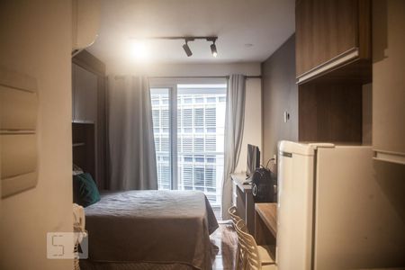 Sala/Quarto de kitnet/studio para alugar com 1 quarto, 20m² em Centro, São Paulo