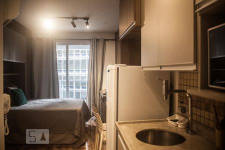 Sala/Quarto de kitnet/studio para alugar com 1 quarto, 20m² em Centro, São Paulo