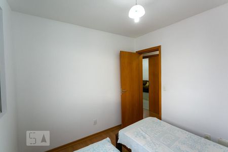 Apartamento à venda com 130m², 3 quartos e 2 vagasQuarto 2