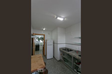 Apartamento à venda com 130m², 3 quartos e 2 vagasCozinha