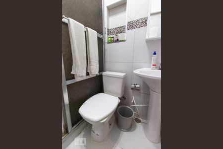 Banheiro de kitnet/studio à venda com 1 quarto, 38m² em Centro, Rio de Janeiro