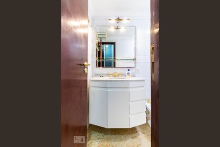 Apartamento para alugar com 68m², 2 quartos e 1 vagaBanheiro