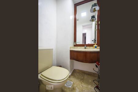 Lavabo de apartamento para alugar com 3 quartos, 149m² em Paraisópolis, São Paulo