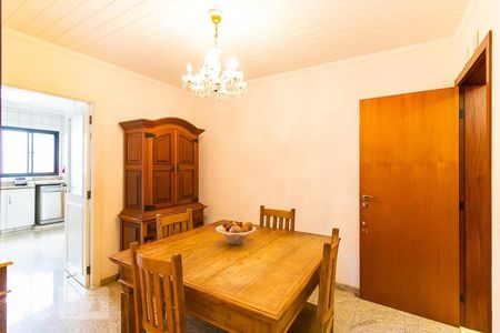 Sala de jantar de apartamento à venda com 4 quartos, 238m² em Cambuí, Campinas