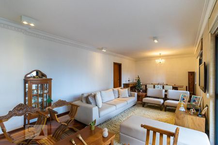 Sala de apartamento à venda com 4 quartos, 238m² em Cambuí, Campinas