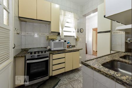 Apartamento para alugar com 130m², 2 quartos e 1 vagaCozinha
