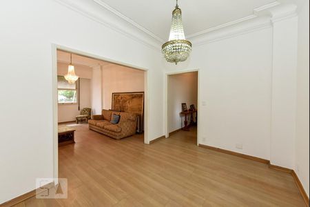 Sala de apartamento para alugar com 2 quartos, 130m² em Copacabana, Rio de Janeiro