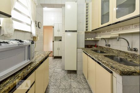 Apartamento para alugar com 130m², 2 quartos e 1 vagaCozinha