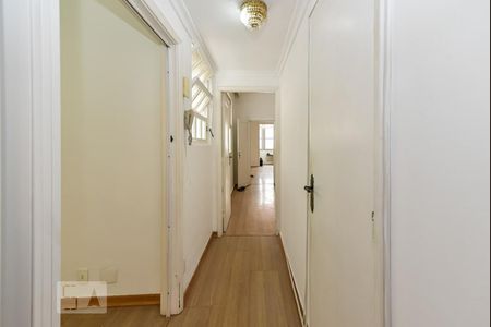 Corredor de apartamento para alugar com 2 quartos, 130m² em Copacabana, Rio de Janeiro